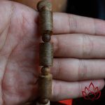 Vòng Trầm Hương Trụ Trúc 10 Ly Trầm Tốc Kiến Tự Nhiên