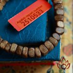 Vòng Trầm Hương Hạt Dẹp Thô 7 Ly Trầm Tốc Kiến Tự Nhiên Lâu Năm