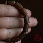 Vòng Trầm Hương Lu Thống 8 Ly Trầm Tốc Kiến Tự Nhiên Lâu Năm